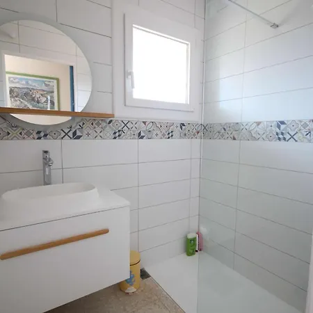 Vila Belle Maison De Proche Du Centre Et Des Plages, 8 Couchages, Vue Mer, 80m De La De Lxrm21