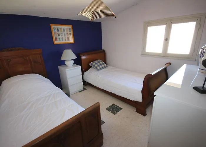 Villa Belle Maison De Proche Du Centre Et Des Plages, 8 Couchages, Vue Mer, 80m De La De Lxrm21