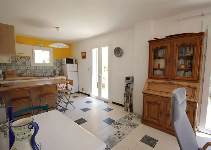 Villa Belle Maison De Proche Du Centre Et Des Plages, 8 Couchages, Vue Mer, 80m De La De Lxrm21
