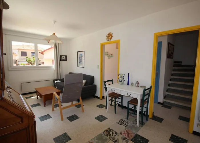 Belle Maison De Proche Du Centre Et Des Plages, 8 Couchages, Vue Mer, 80m De La De Lxrm21 *