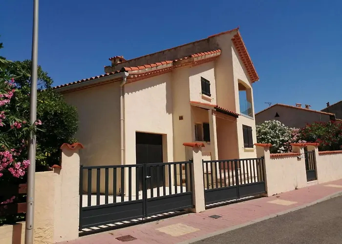 Belle Maison De Proche Du Centre Et Des Plages, 8 Couchages, Vue Mer, 80m De La De Lxrm21 Villa Portiragnes